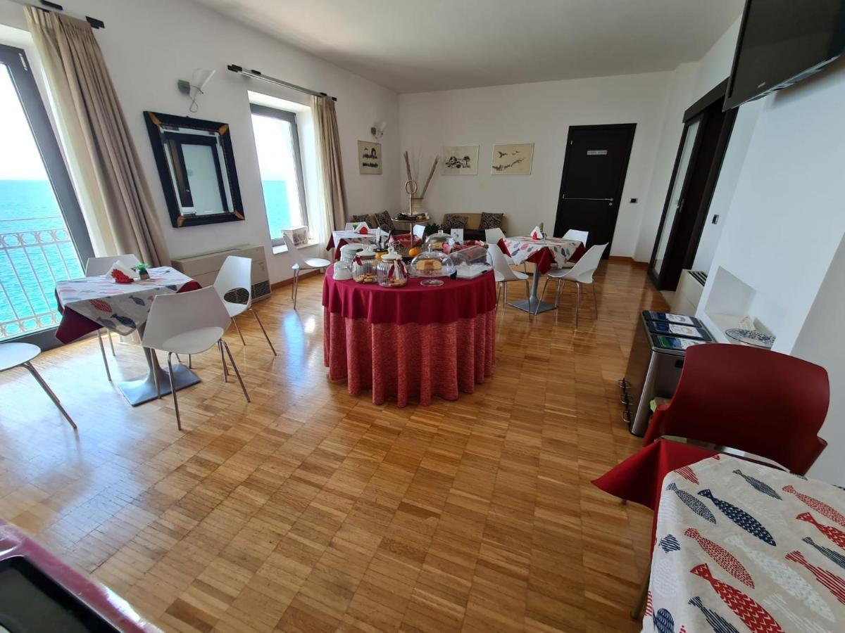 Baja Delle Sirene Bed & Breakfast Taranto Luaran gambar