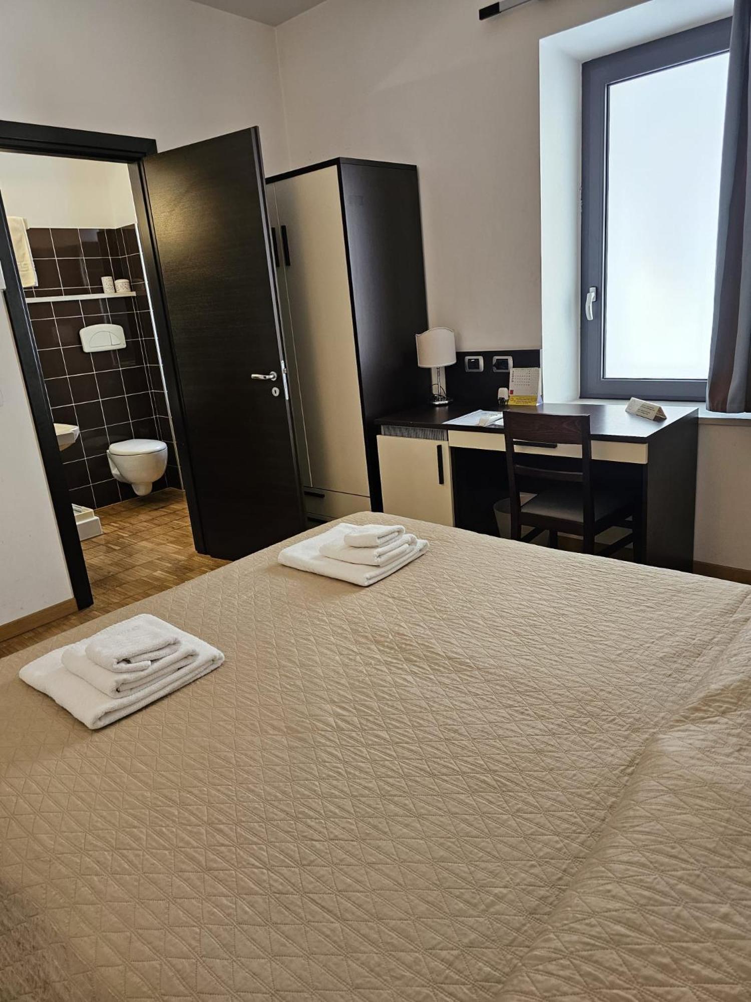 Baja Delle Sirene Bed & Breakfast Taranto Luaran gambar