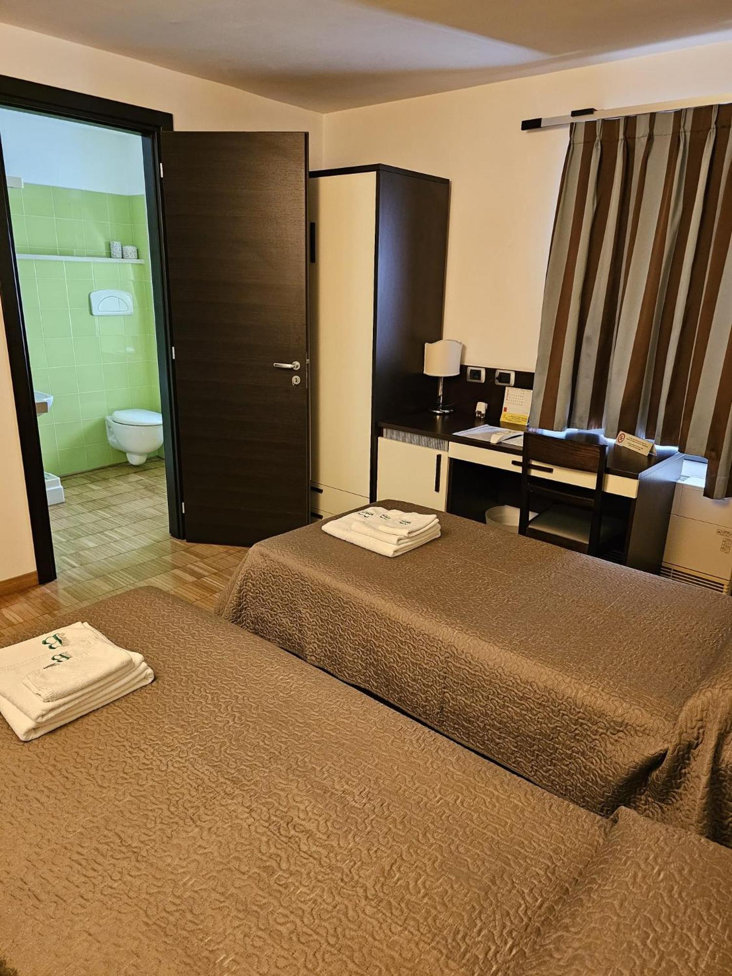 Baja Delle Sirene Bed & Breakfast Taranto Luaran gambar